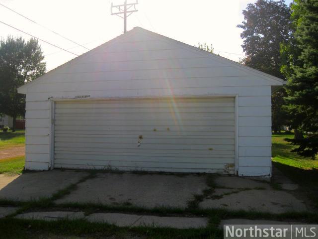 215 Park St E, Cologne, MN 55322 photo 6