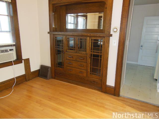 14 E 44th St, Minneapolis, MN 55409 photo 3