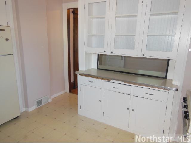 14 E 44th St, Minneapolis, MN 55409 photo 7