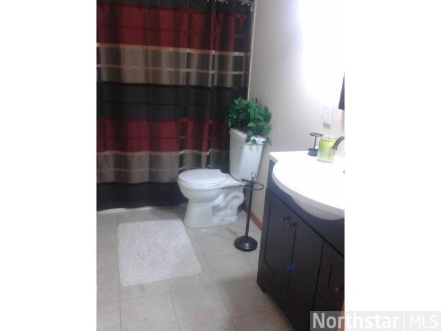 4060 Blackhawk Rd, Saint Paul, MN 55122 photo 7