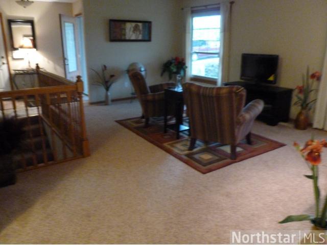 4060 Blackhawk Rd, Saint Paul, MN 55122 photo 2