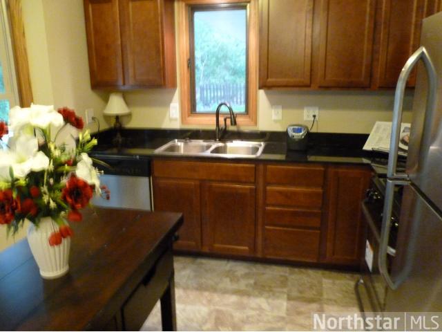 4060 Blackhawk Rd, Saint Paul, MN 55122 photo 6