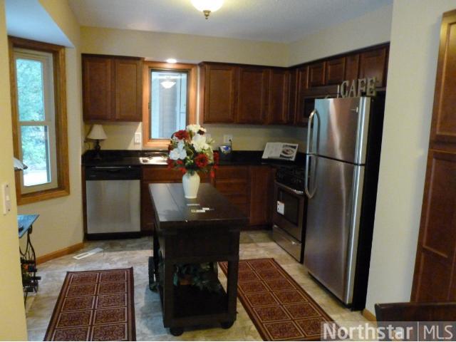 4060 Blackhawk Rd, Saint Paul, MN 55122 photo 5