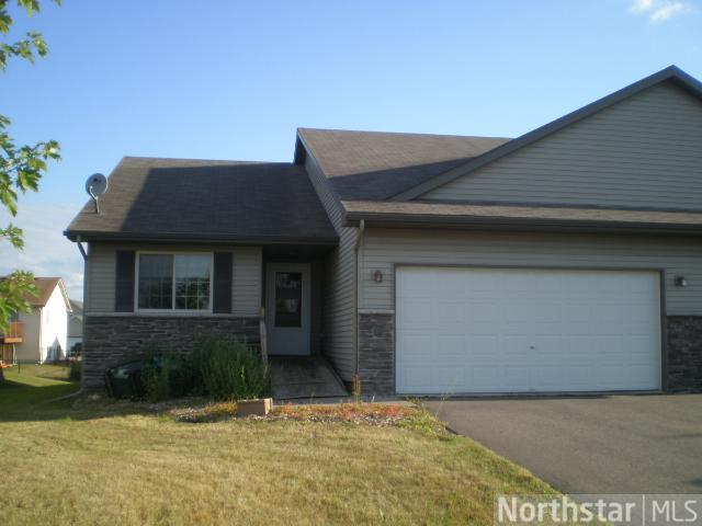 433 E Cheyenne St, Roberts, WI 54023 photo 1
