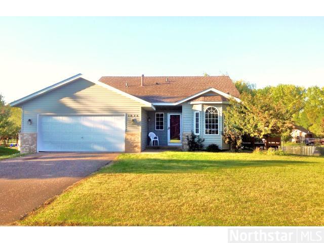 1875 73rd St, Hugo, MN 55038 photo 1
