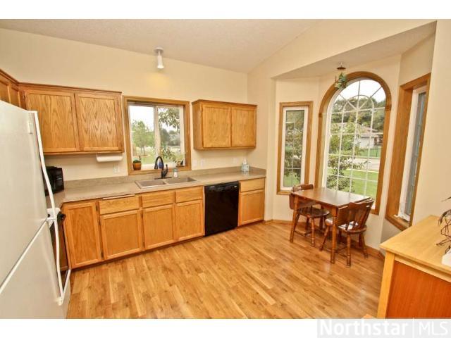 1875 73rd St, Hugo, MN 55038 photo 4