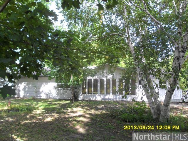 1707 S 3rd St, Saint Peter, MN 56082 photo 2