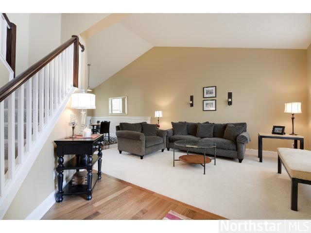 2758 Simons Dr, Chaska, MN 55318 photo 7
