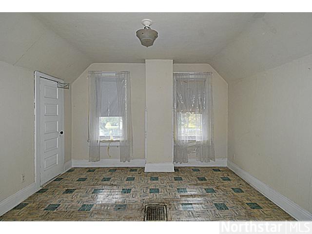 422 Park Nw Ave, Faribault, MN 55021 photo 12