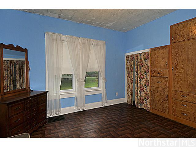 422 Park Nw Ave, Faribault, MN 55021 photo 11