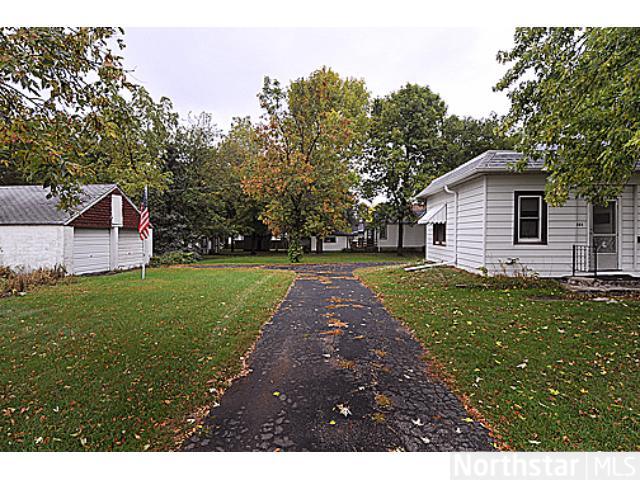 422 Park Nw Ave, Faribault, MN 55021 photo 3