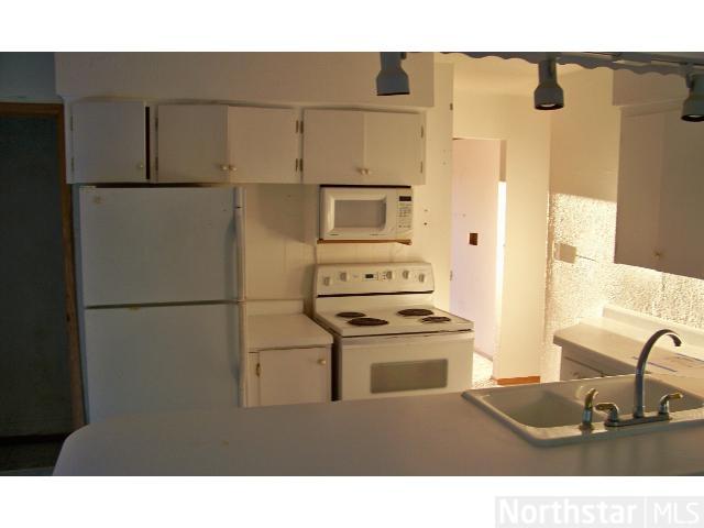 212 S 2nd Ave, Duluth, MN 55810 photo 5