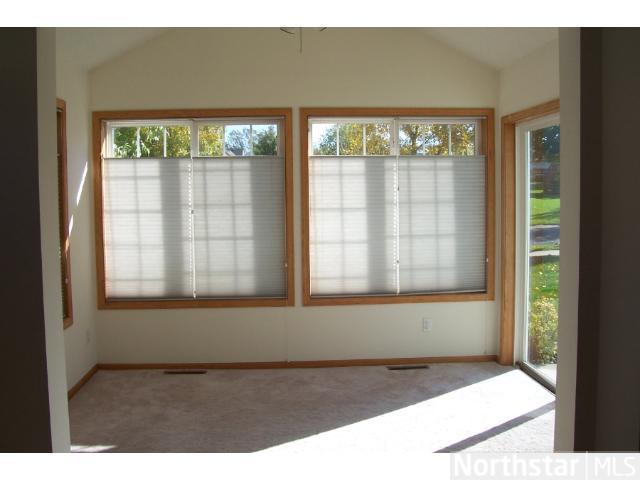 525 Sunnyridge Ln, Loretto, MN 55357 photo 9