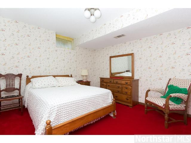 5547 E Danube Rd, Minneapolis, MN 55432 photo 15