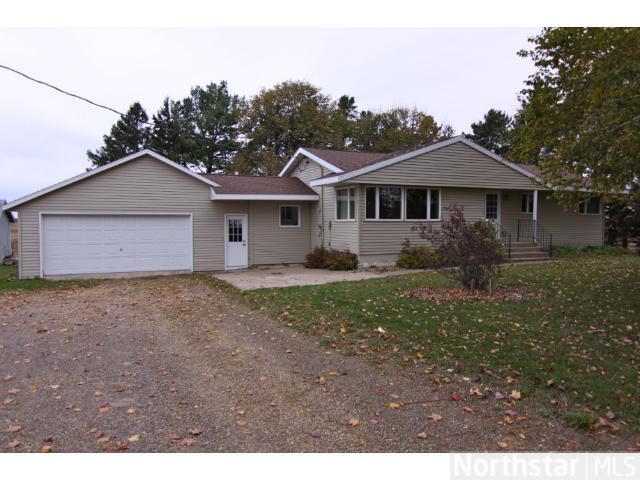 948 220th St, Baldwin, WI 54002 photo 2