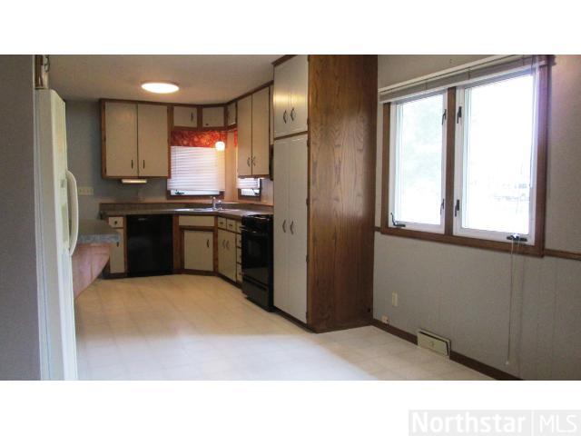 5849 Pleasant Ln, Saint Cloud, MN 56303 photo 2
