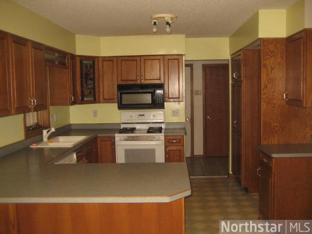 1659 Woodgate Ln, Eagan, MN 55122 photo 7