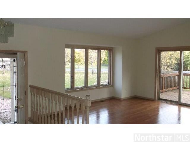 14390 Raspberry Dr, Rogers, MN 55374 photo 5