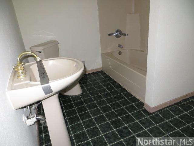 14390 Raspberry Dr, Rogers, MN 55374 photo 14