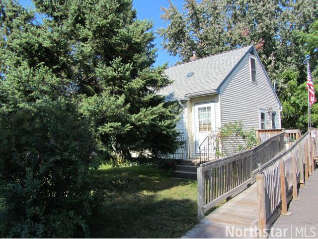 63 Circle Dr, Circle Pines, MN 55014 photo 3