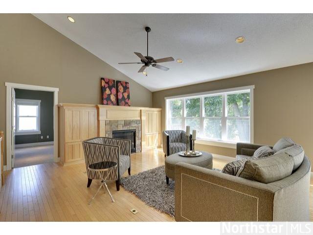 5075 Windsor Rd, Mound, MN 55364 photo 2