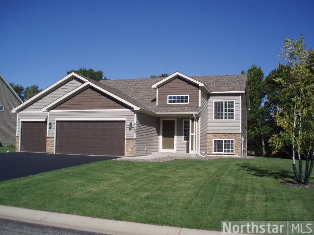 4956 109th N Pl, Champlin, MN 55316 photo 1