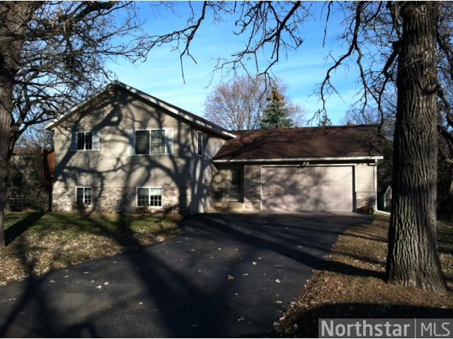 2 Woodhill Rd, Saint Cloud, MN 56301 photo 1