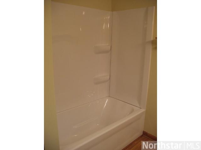 2192 Chateau Ln, Mound, MN 55364 photo 7