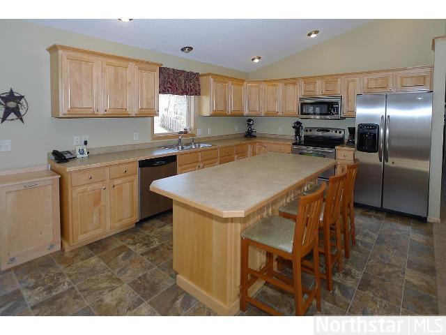 357 Devin Ln, River Falls, WI 54022 photo 2