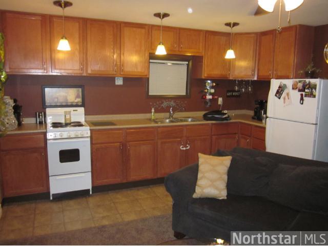 786 E Birch Ave, Barron, WI 54812 photo 4
