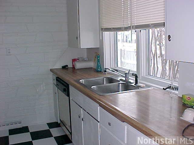 1602 Oak St, Brainerd, MN 56401 photo 3