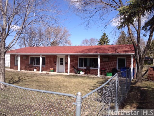2213 Veterans Dr, Saint Cloud, MN 56303 photo 2