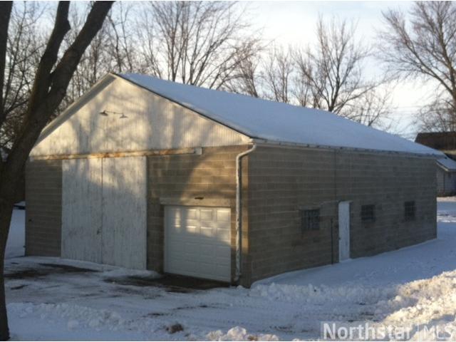 216 Main E St, Plato, MN 55370 photo 3