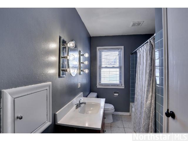 409 1st E St, Jordan, MN 55352 photo 8