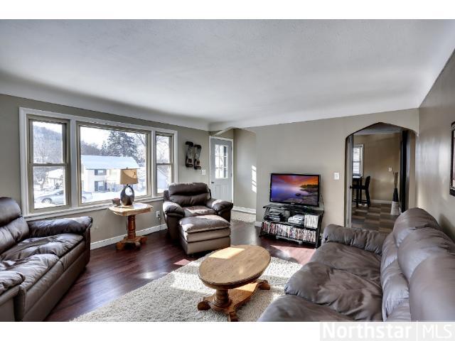 409 1st E St, Jordan, MN 55352 photo 5