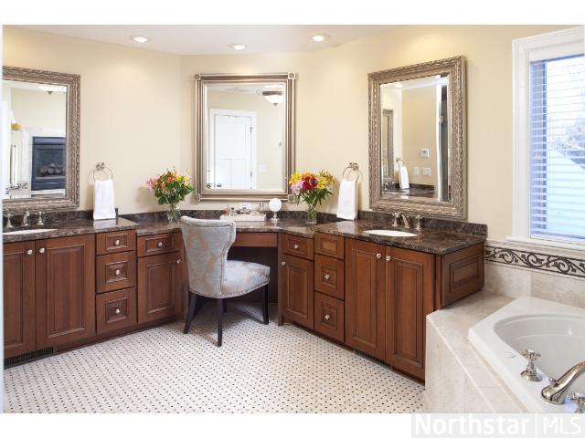 5309 Blake S Rd, Minneapolis, MN 55436 photo 10