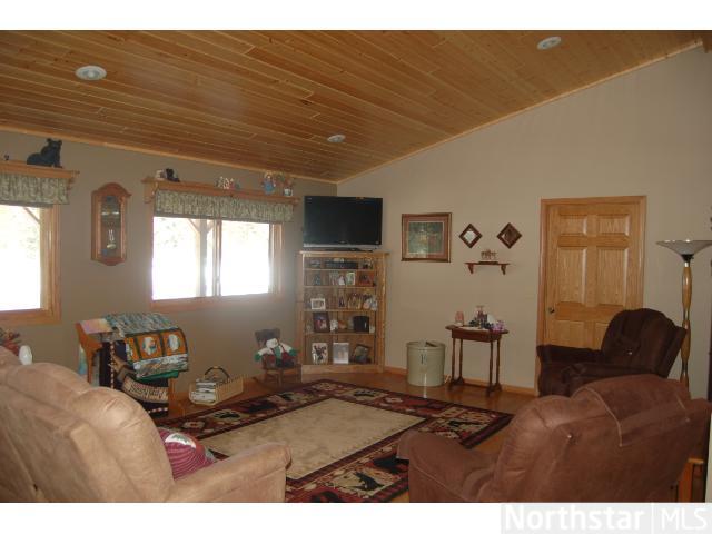 46864 189th Pl, Mcgregor, MN 55760 photo 9