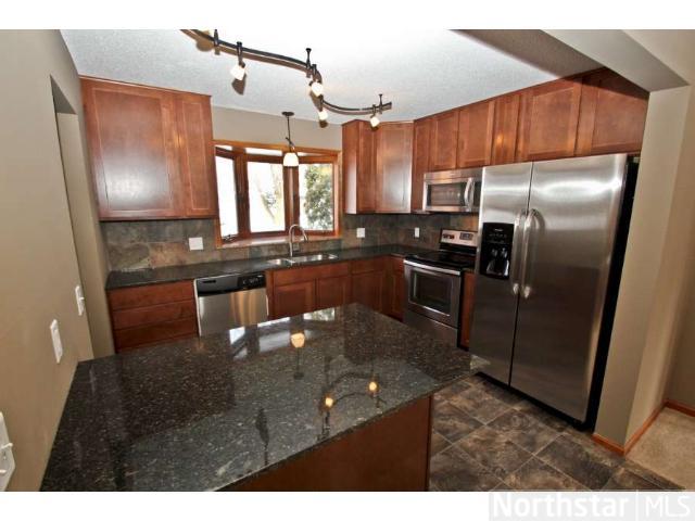 7141 116th N Pl, Champlin, MN 55316 photo 3