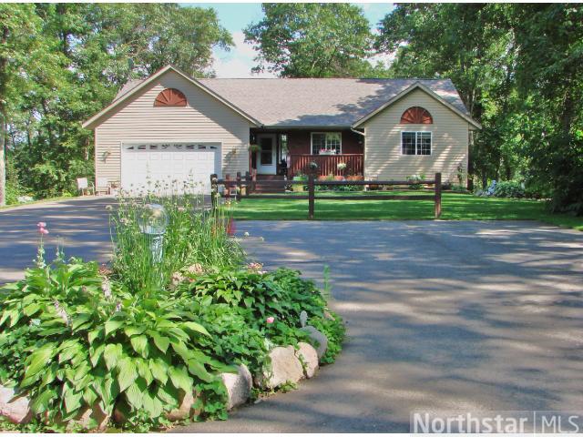 1533 Harrison Dr SW, Brainerd, MN 56401 photo 1