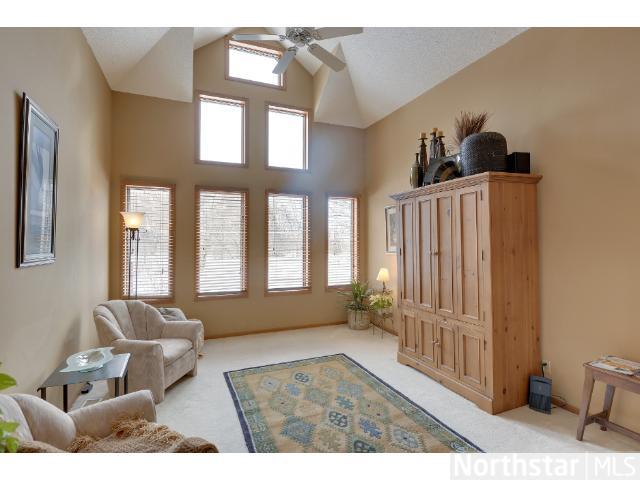 20400 Hackamore Rd, Hamel, MN 55340 photo 3