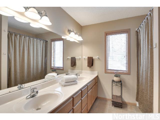 20400 Hackamore Rd, Hamel, MN 55340 photo 12