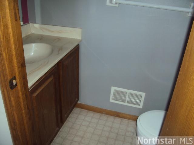 8439 S Pond Trl, Champlin, MN 55316 photo 5