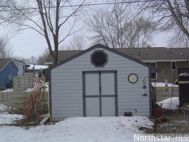 407 Avon N Ave, Avon, MN 56310 photo 2