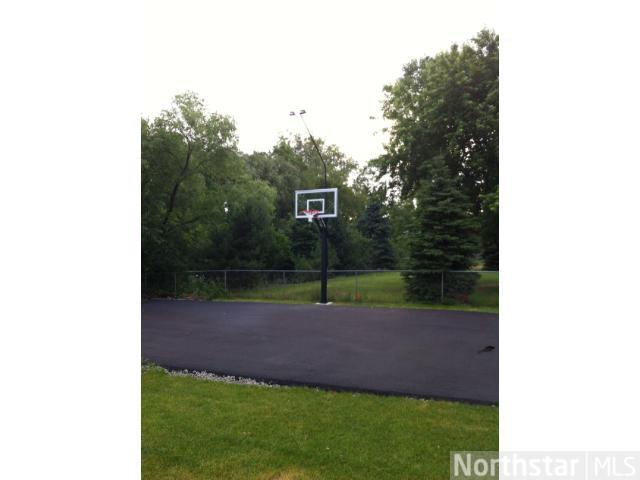7216 109th Cir N, Champlin, MN 55316 photo 12