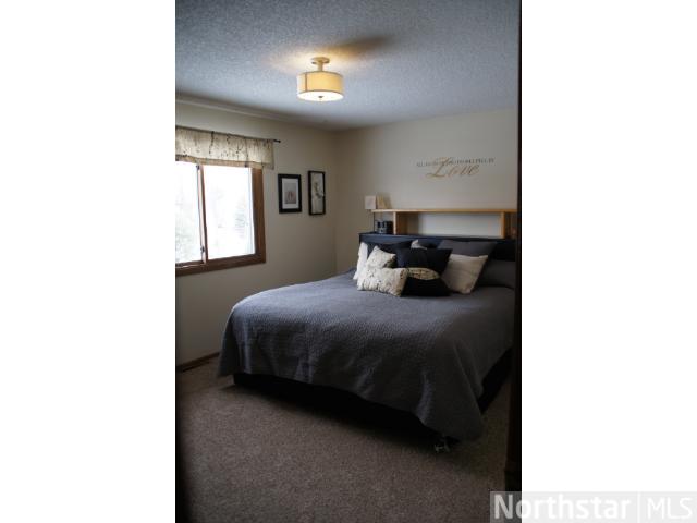 7216 109th Cir N, Champlin, MN 55316 photo 6