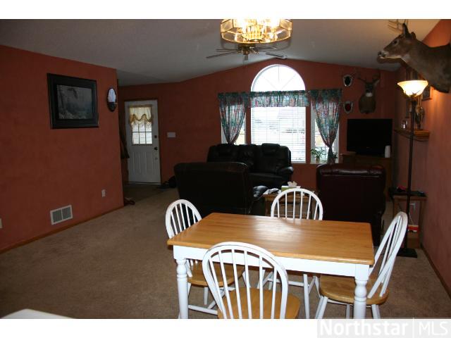 2425 Cornell Dr, Faribault, MN 55021 photo 8