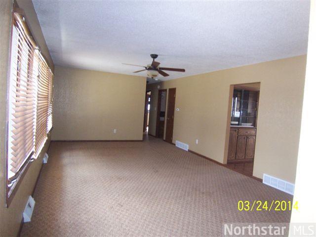560 6th St E, Hector, MN 55342 photo 3