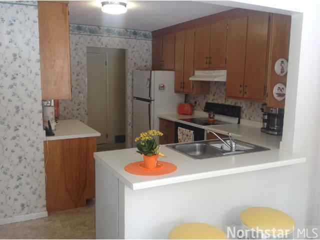 416 Birch Se Dr, Saint Cloud, MN 56304 photo 2