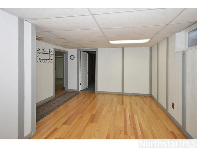 4854 Drake St, Maple Plain, MN 55359 photo 11