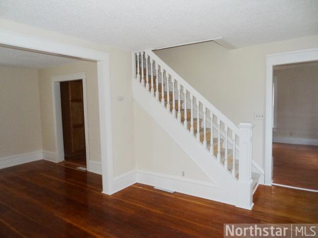 236 Wilson Ave N, Faribault, MN 55021 photo 4